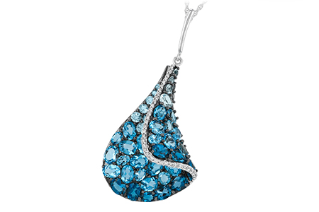 A242-41770: NECK 4.81 BLUE TOPAZ 4.94 TGW