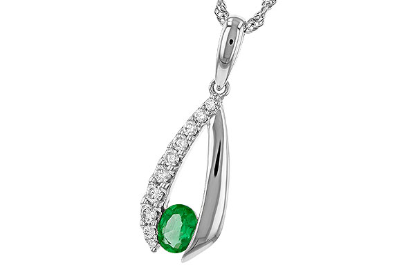 C329-69916: NECKLACE .28 EMERALD .45 TGW (5x4 EMER)