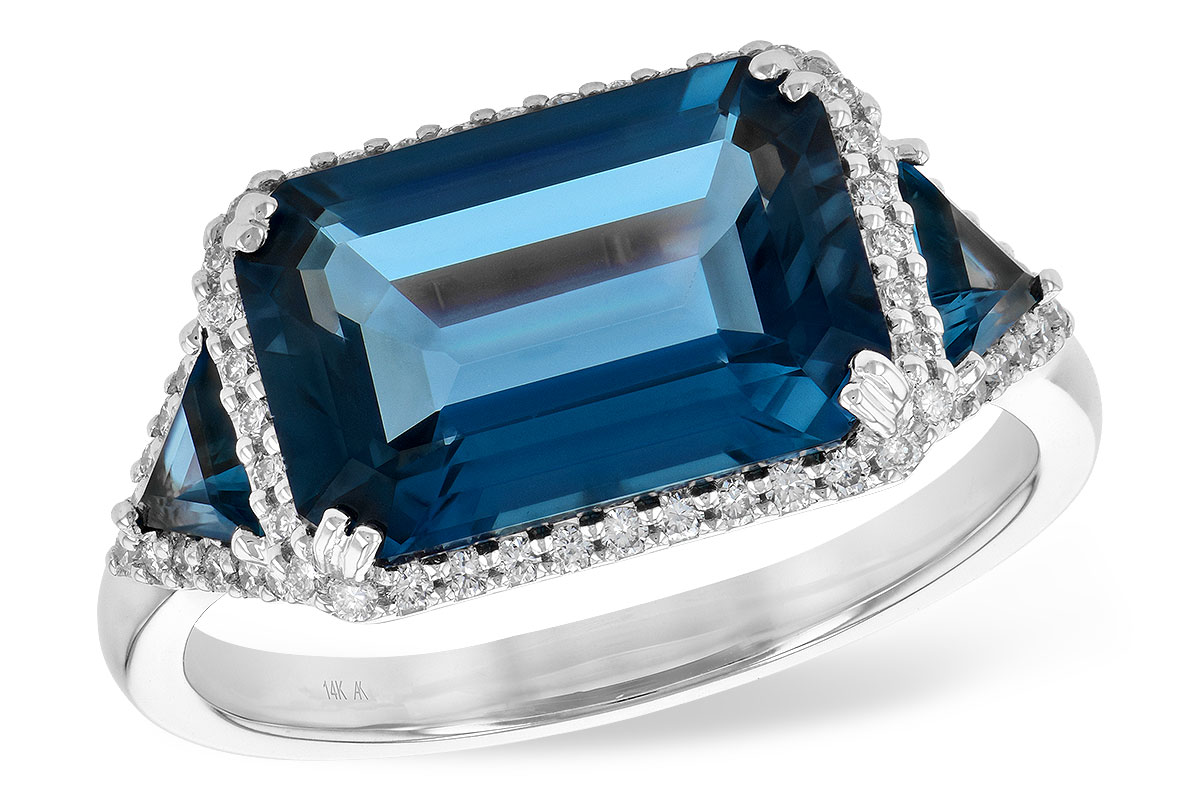 D245-11770: LDS RG 4.60 TW LONDON BLUE TOPAZ 4.82 TGW (12x8MM)