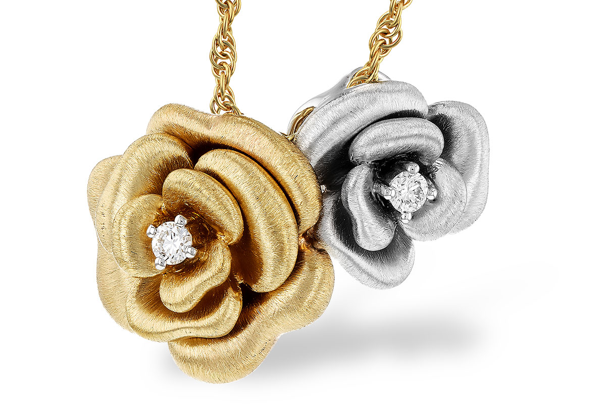 E330-55425: NECKLACE .06 TW