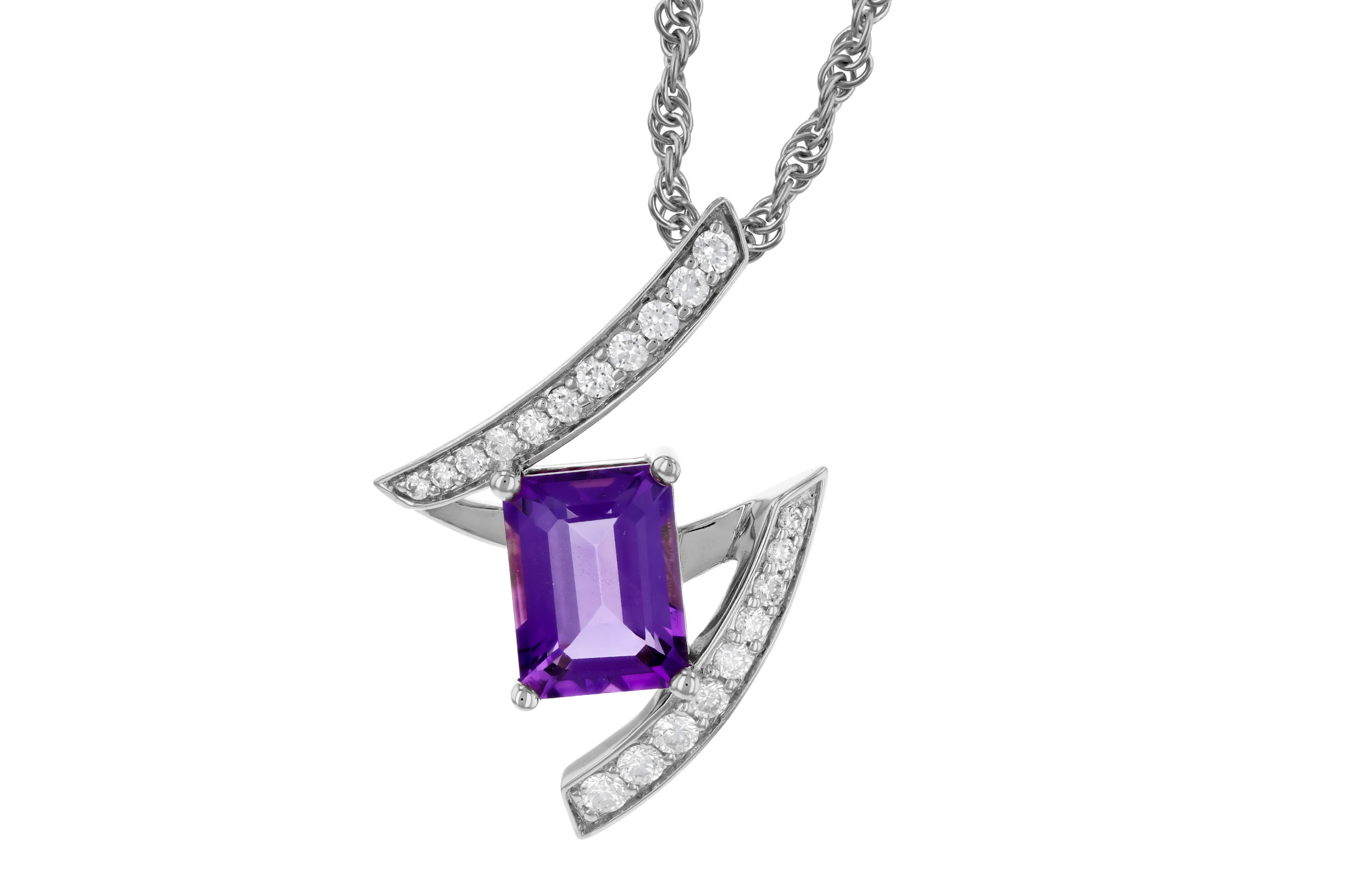 F330-58152: NECKLACE 1.36 AMETHYST 1.56 TGW (8x6MM AMY)