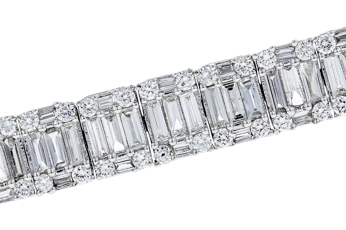 G328-75424_W_ALT_NA_0103.jpg