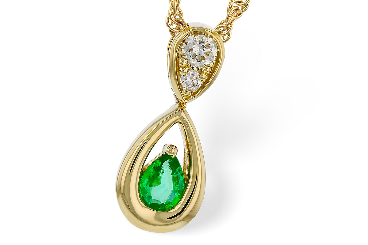 G329-68143: NECKLACE .10 EMERALD .16 TGW (4x3 EMER)