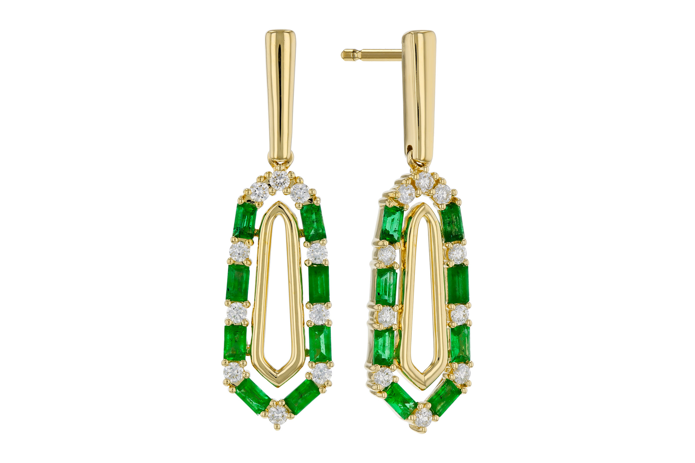 G330-58143: EARR .74 TW EMERALD 1.02 TGW