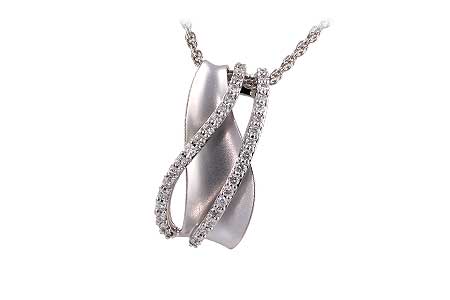 H238-77224: NECKLACE .28 TW