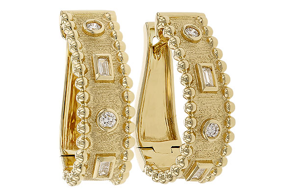 K328-79961: EARRINGS .09 BAG .18 TW