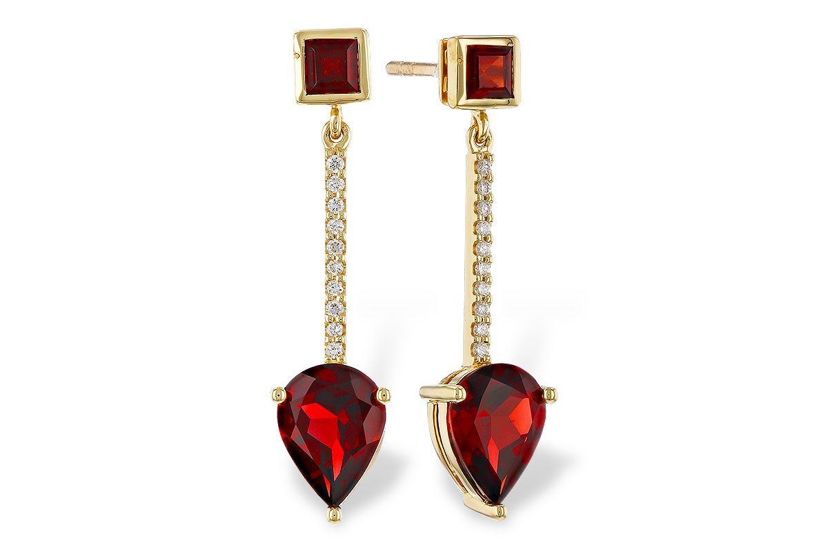 M329-66288: EARRINGS 2.70 TW GARNET 2.77 TGW